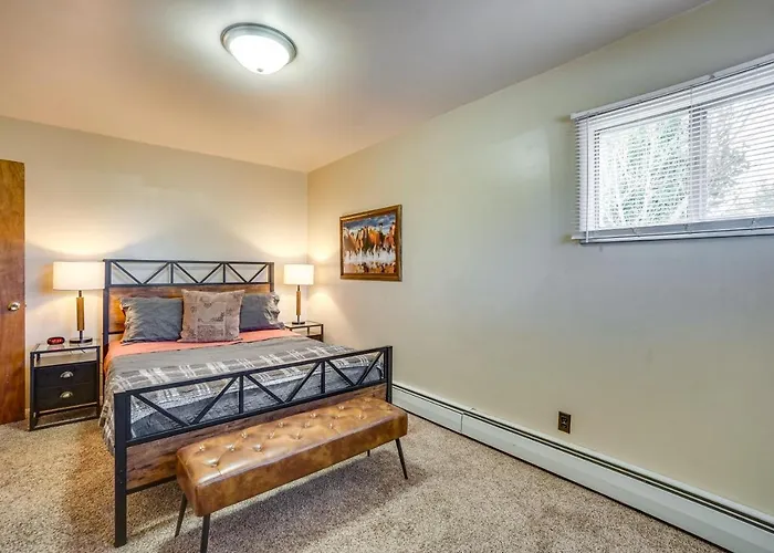 Vacation Rental: 3 Mi To Downtown! Holiday home